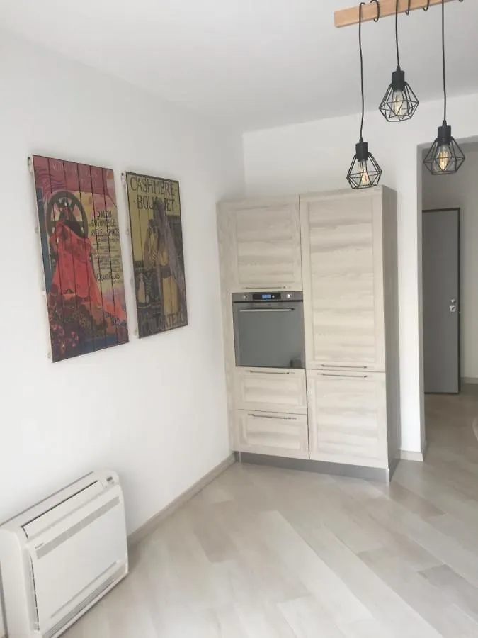 アパートホテル Residence B&B Il Connubio インプルネータ イタリア